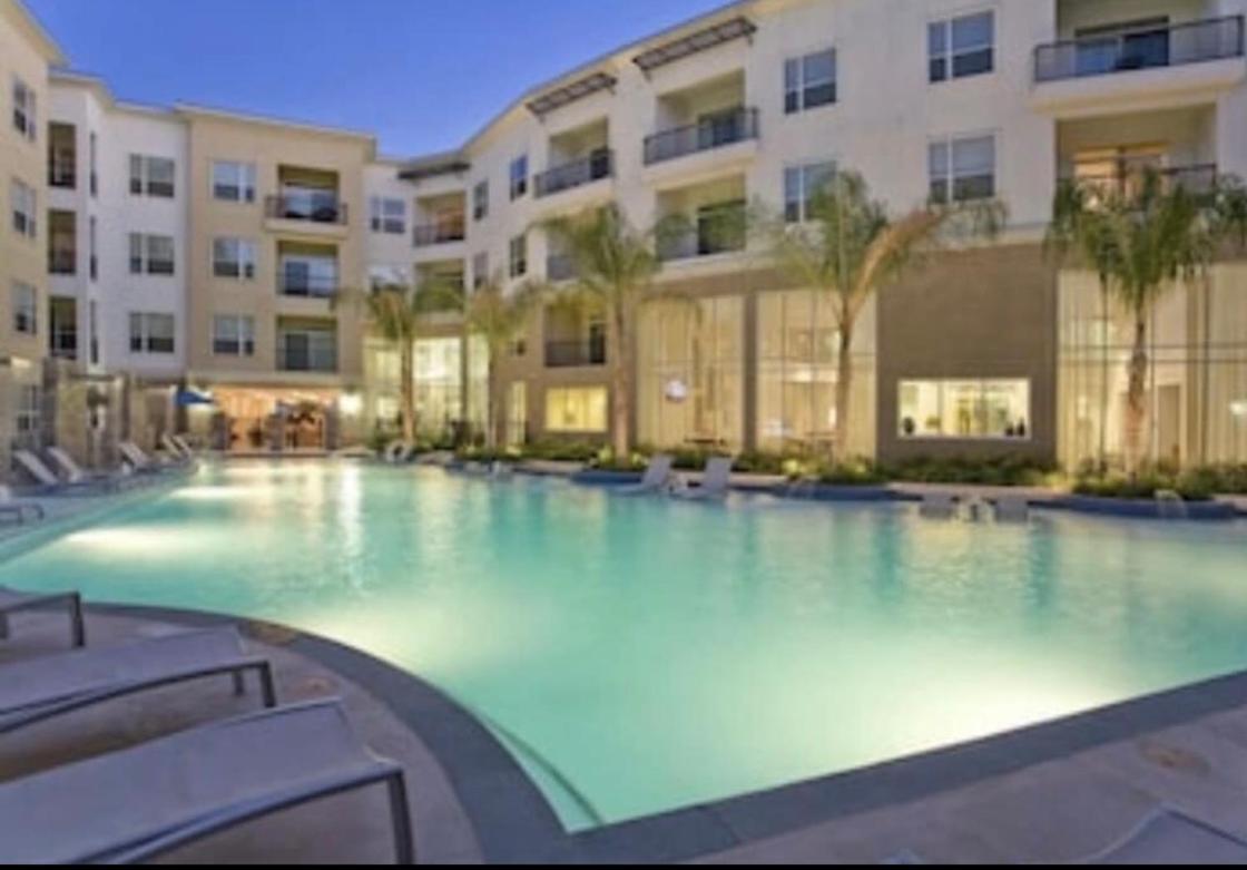 Luxury Corporate Apartment Rental Houston Exterior photo